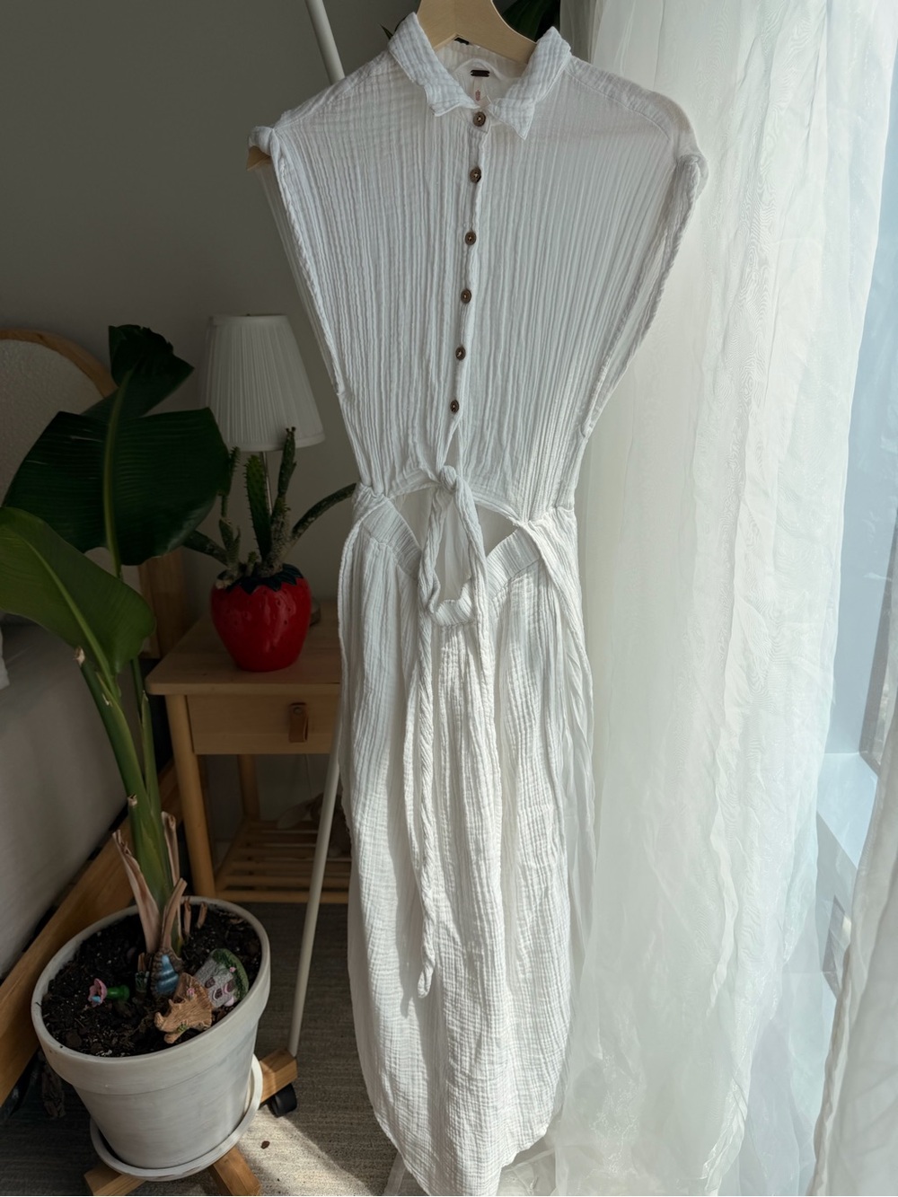Free People White Sleeveless Maxi Tie-Waist Button Front Dress